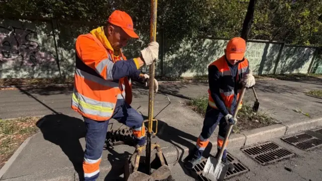 У Києві гідрослужби підготували до дощів понад 24 тисячі зливоприймачів