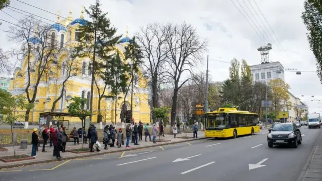 У Києві відновили рух електротранспорту після знеструмлення трьох районів