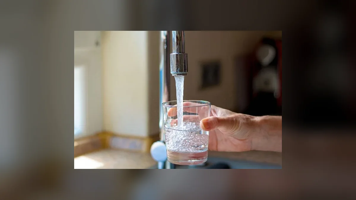 У правобережній частині Києва відновили водопостачання — КМДА